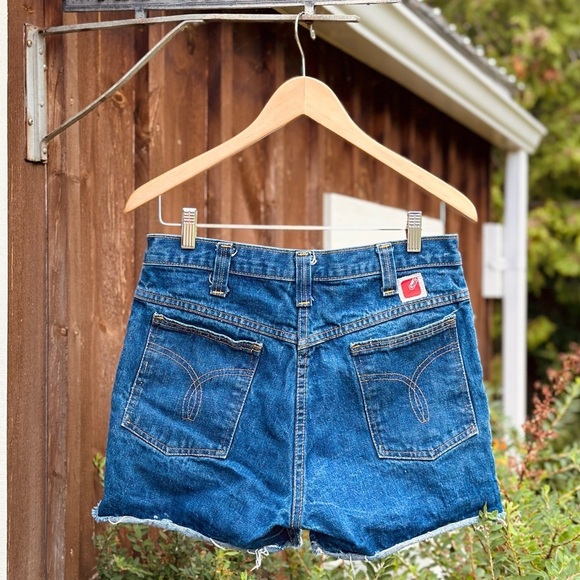 Vintage  GwG brand Shorts - made in Canada - 100% Cotton- 30W - Picture 2 of 3